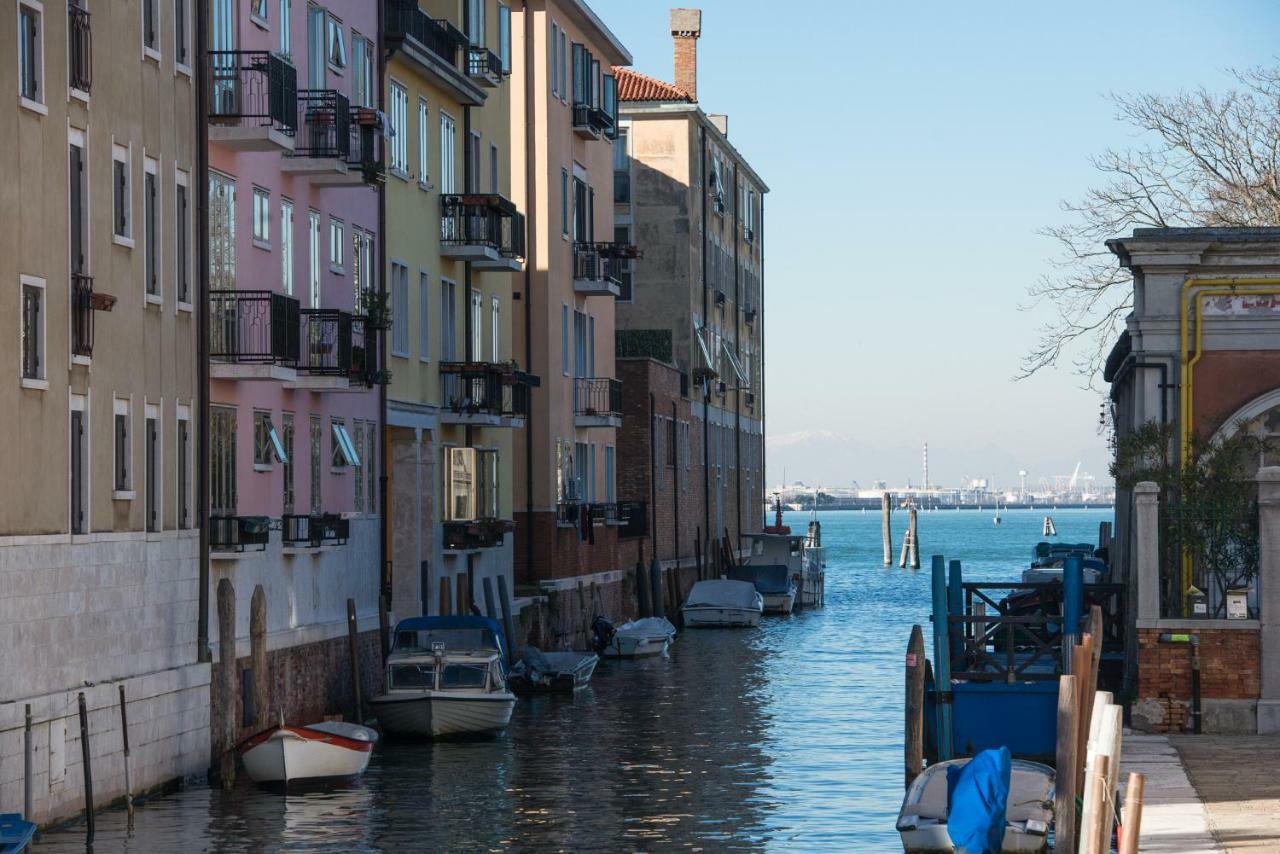 Art Painting Apartment With Canal View Venedig Exterior foto